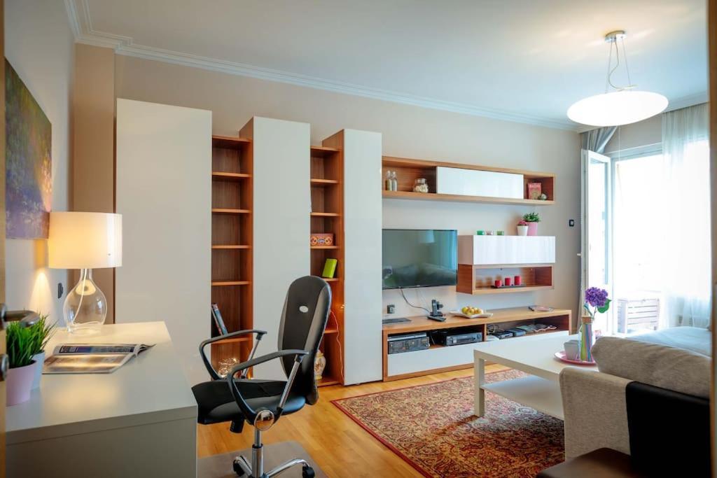 Green Apartment - Top Location, Near City Center! โซเฟีย ภายนอก รูปภาพ