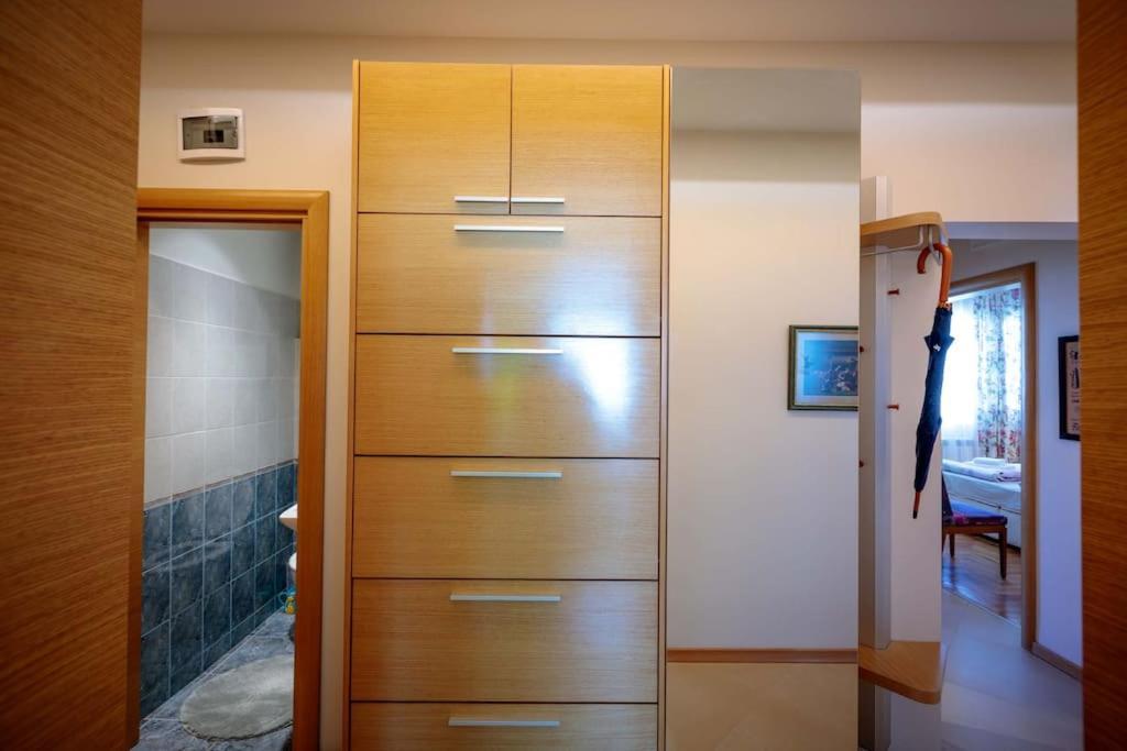 Green Apartment - Top Location, Near City Center! โซเฟีย ภายนอก รูปภาพ