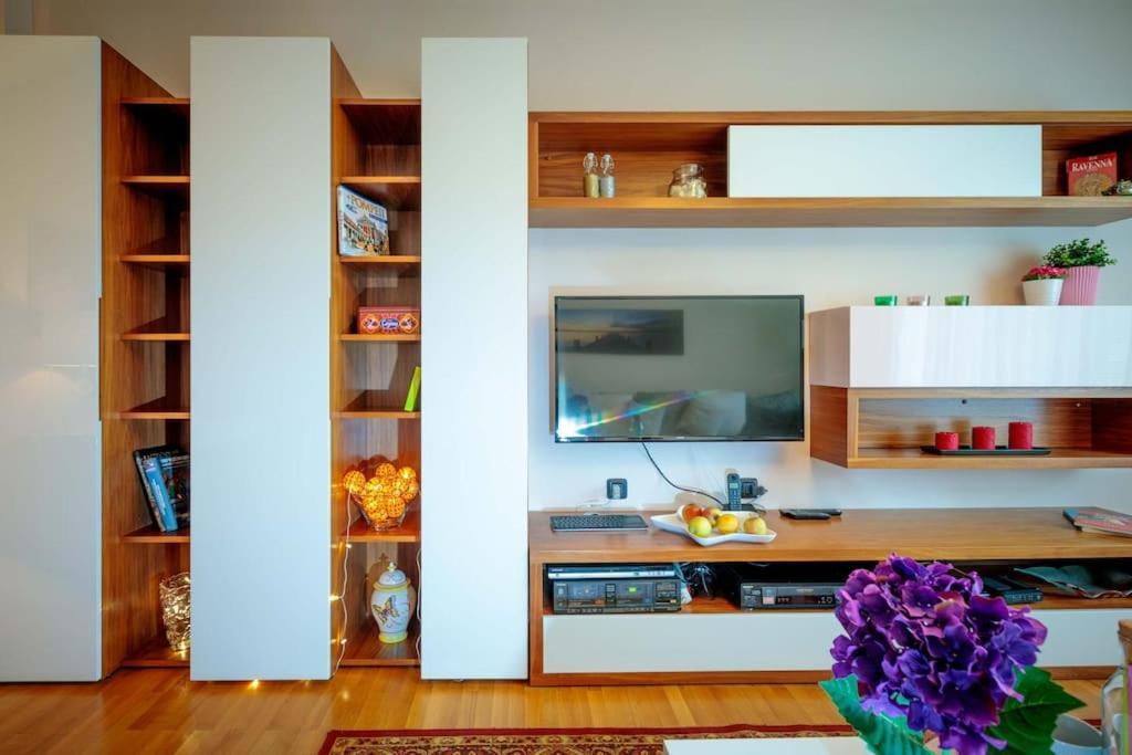 Green Apartment - Top Location, Near City Center! โซเฟีย ภายนอก รูปภาพ