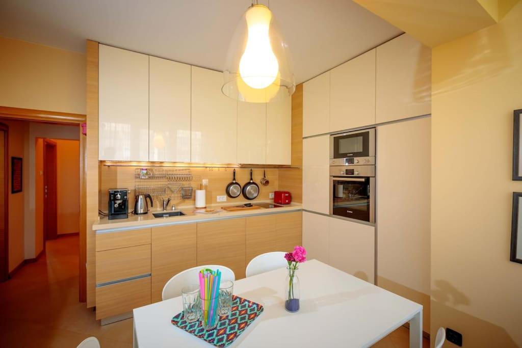 Green Apartment - Top Location, Near City Center! โซเฟีย ภายนอก รูปภาพ